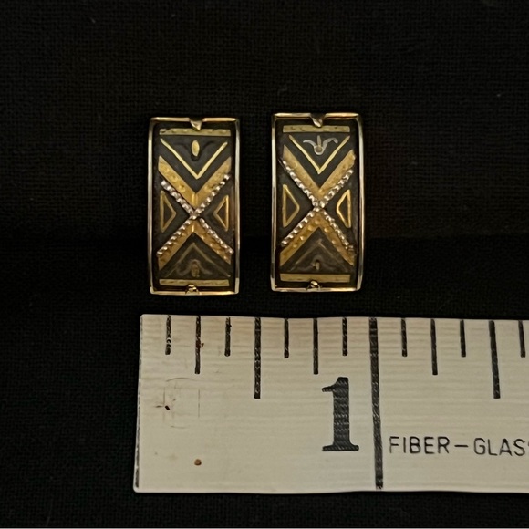 Vintage Damascene Clip on Earrings - Picture 6 of 11
